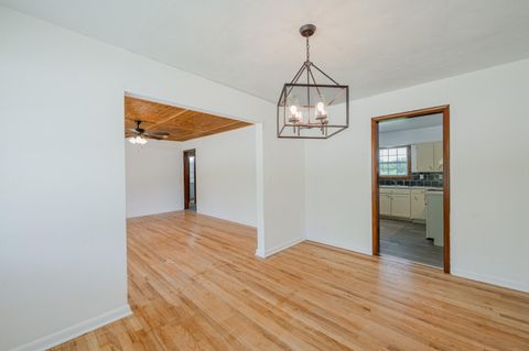 Tiny photo for 4116 Grand Avenue, Chattanooga, TN 37410 (MLS # 1527665)