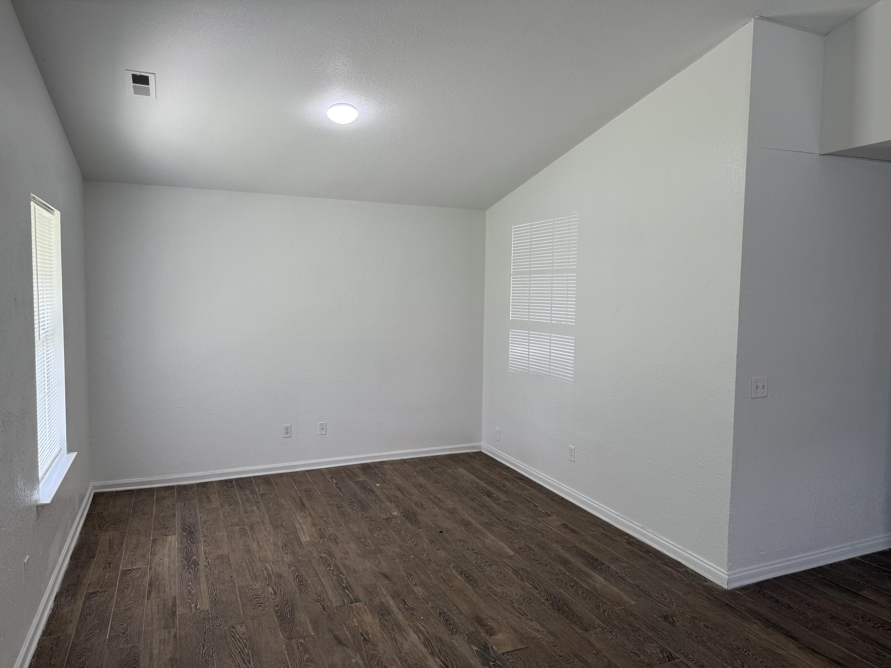 2107 Stuart Street, Chattanooga, Tennessee image 2