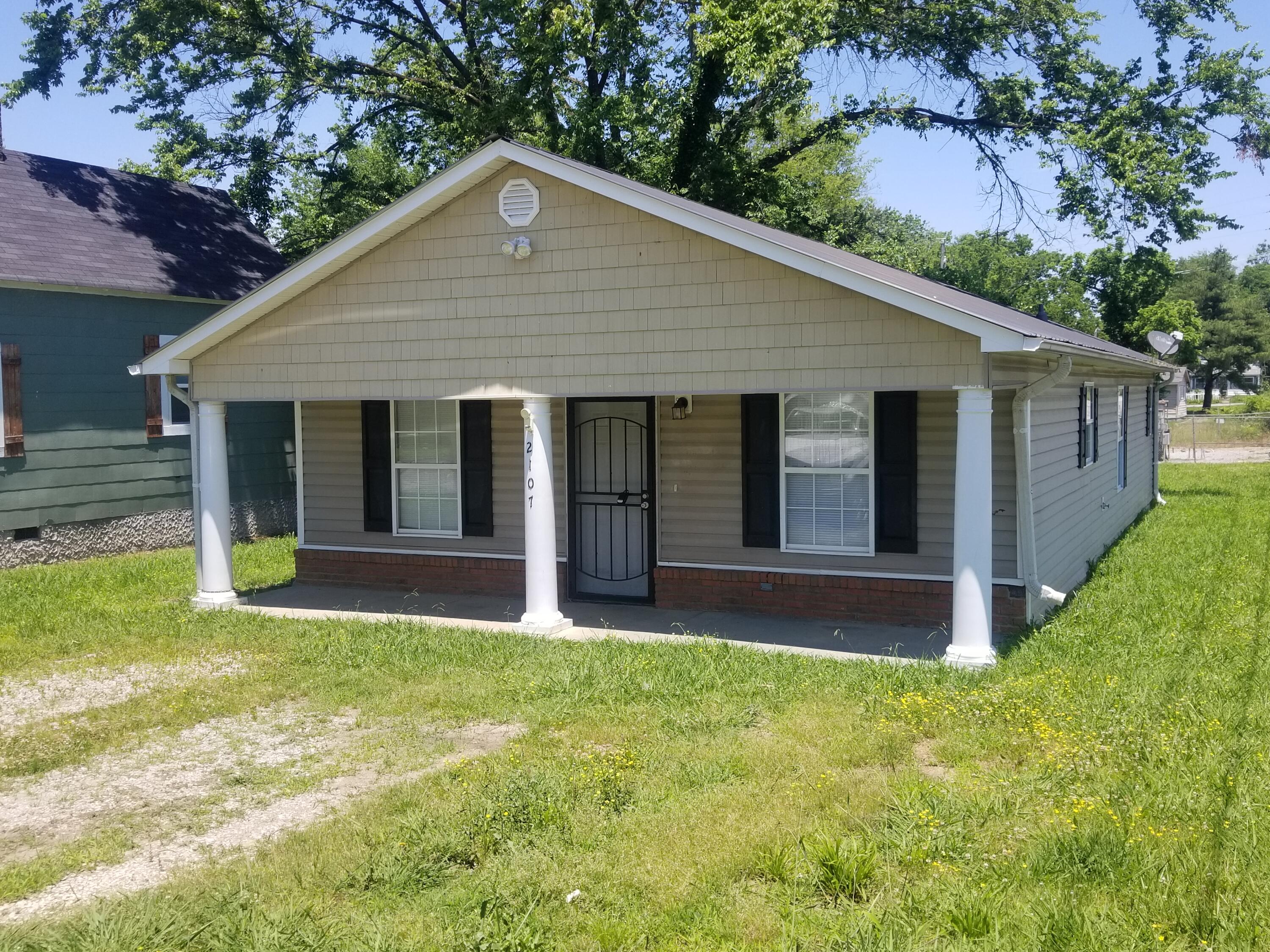 2107 Stuart Street, Chattanooga, Tennessee image 1
