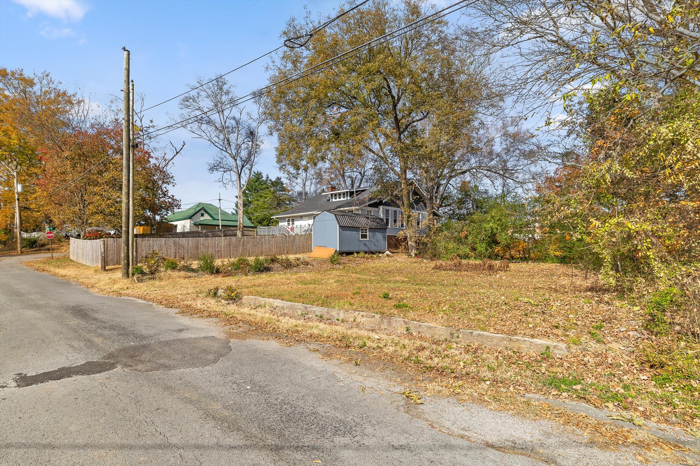 Lafayette, Georgia 30728, United States, 4 Bedrooms Bedrooms, ,3 BathroomsBathrooms,Residential,Active,248514