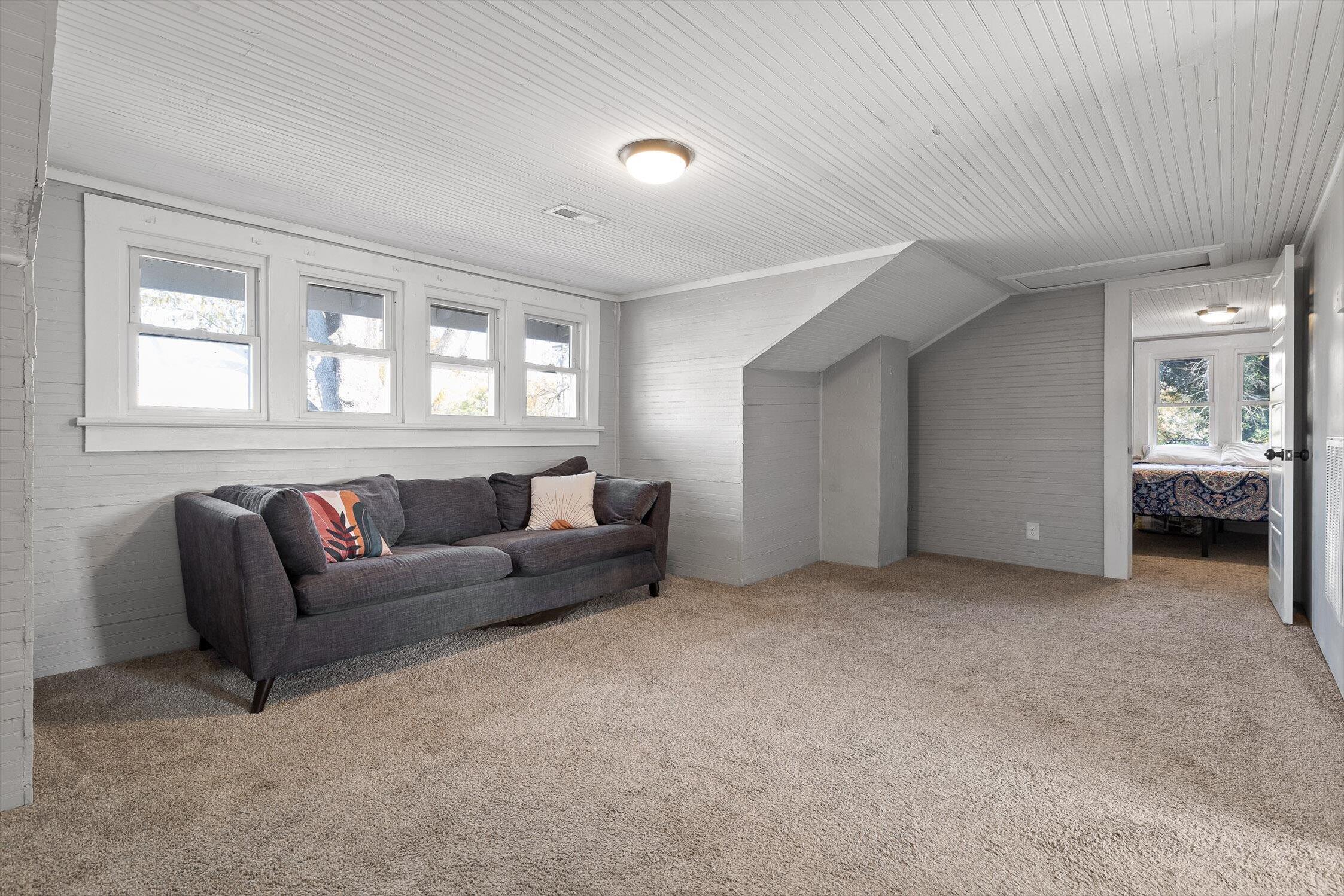 Lafayette, Georgia 30728, United States, 4 Bedrooms Bedrooms, ,3 BathroomsBathrooms,Residential,Active,248514