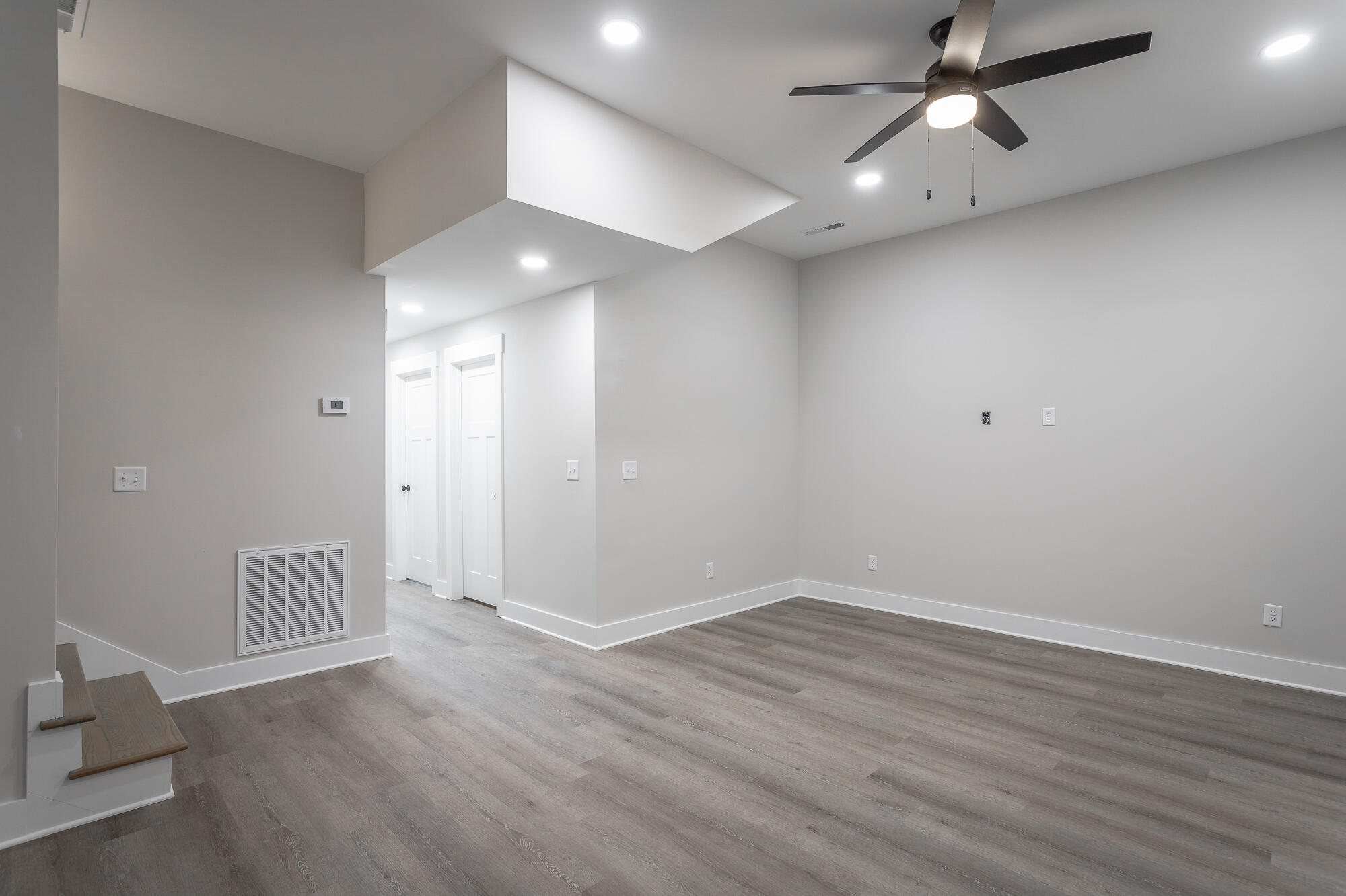 Residential, Chattanooga, Tennessee image 18