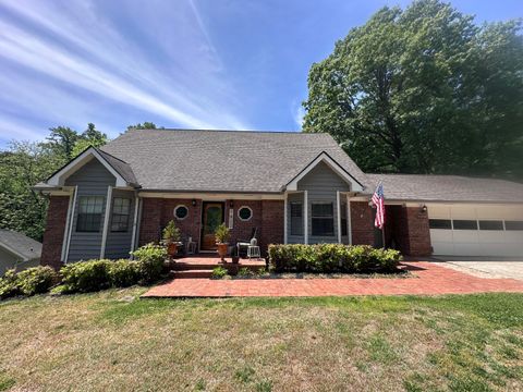Photo of 1822 Mountain Bay Drive, Hixson, TN 37343 (MLS # 1534587)