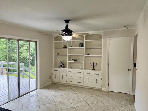 Tiny photo for 2505 Dowler Circle, Signal Mountain, TN 37377 (MLS # 1524560)