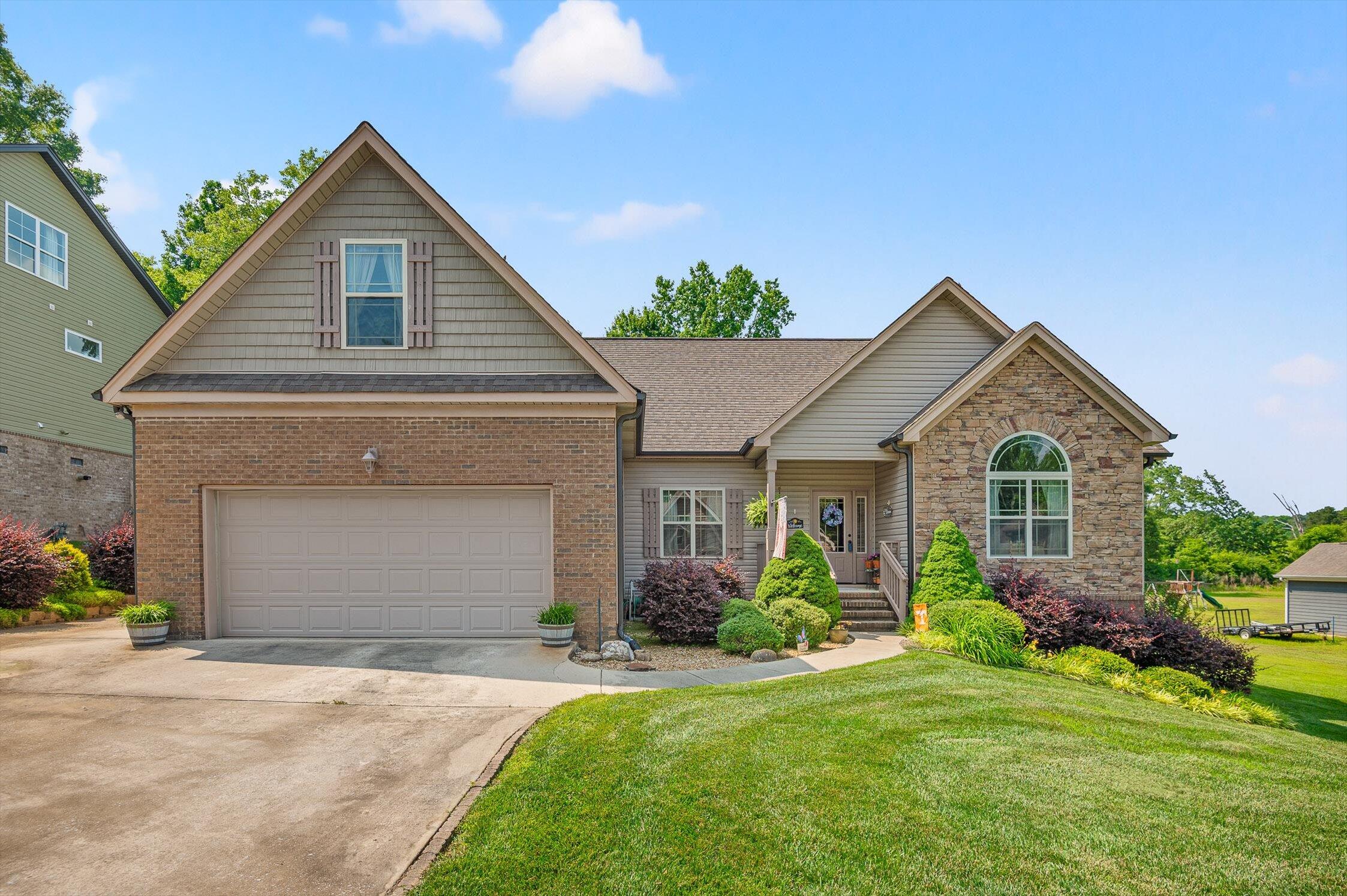 10807 Thatcher Crest Drive, Soddy Daisy, Tennessee image 1