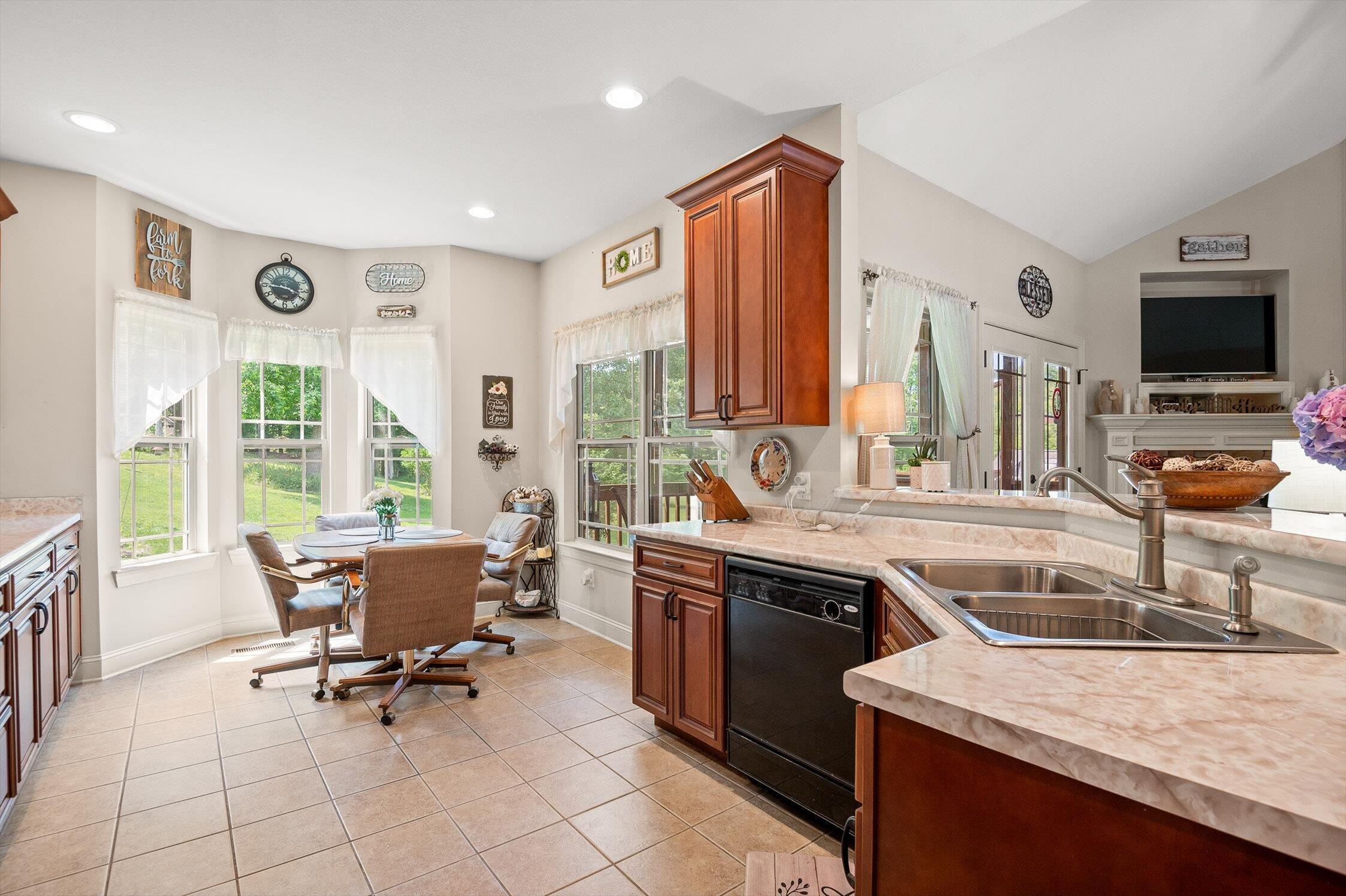 10807 Thatcher Crest Drive, Soddy Daisy, Tennessee image 14