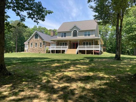Photo of 361 Pine Ridge Drive, Signal Mountain, TN 37377 (MLS # 1515200)