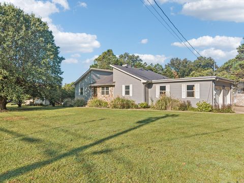 Photo of 252 Overbrook Drive, Rossville, GA 30741 (MLS # 1520703)