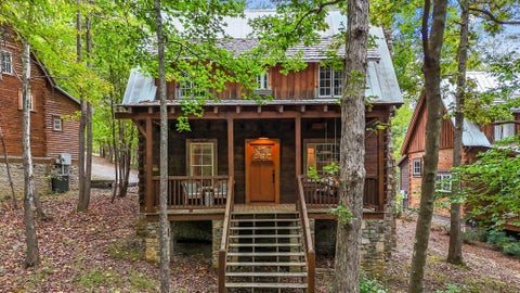 Homes For Sale - 45 Valley Rim Drive<br/> Chickamauga, GA 30707