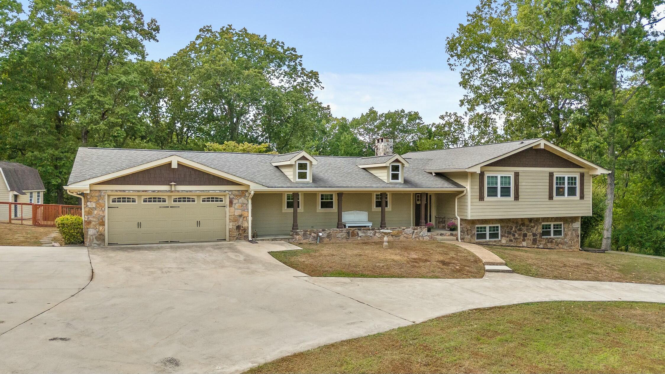 2024 Clematis Drive, Hixson, Tennessee image 4