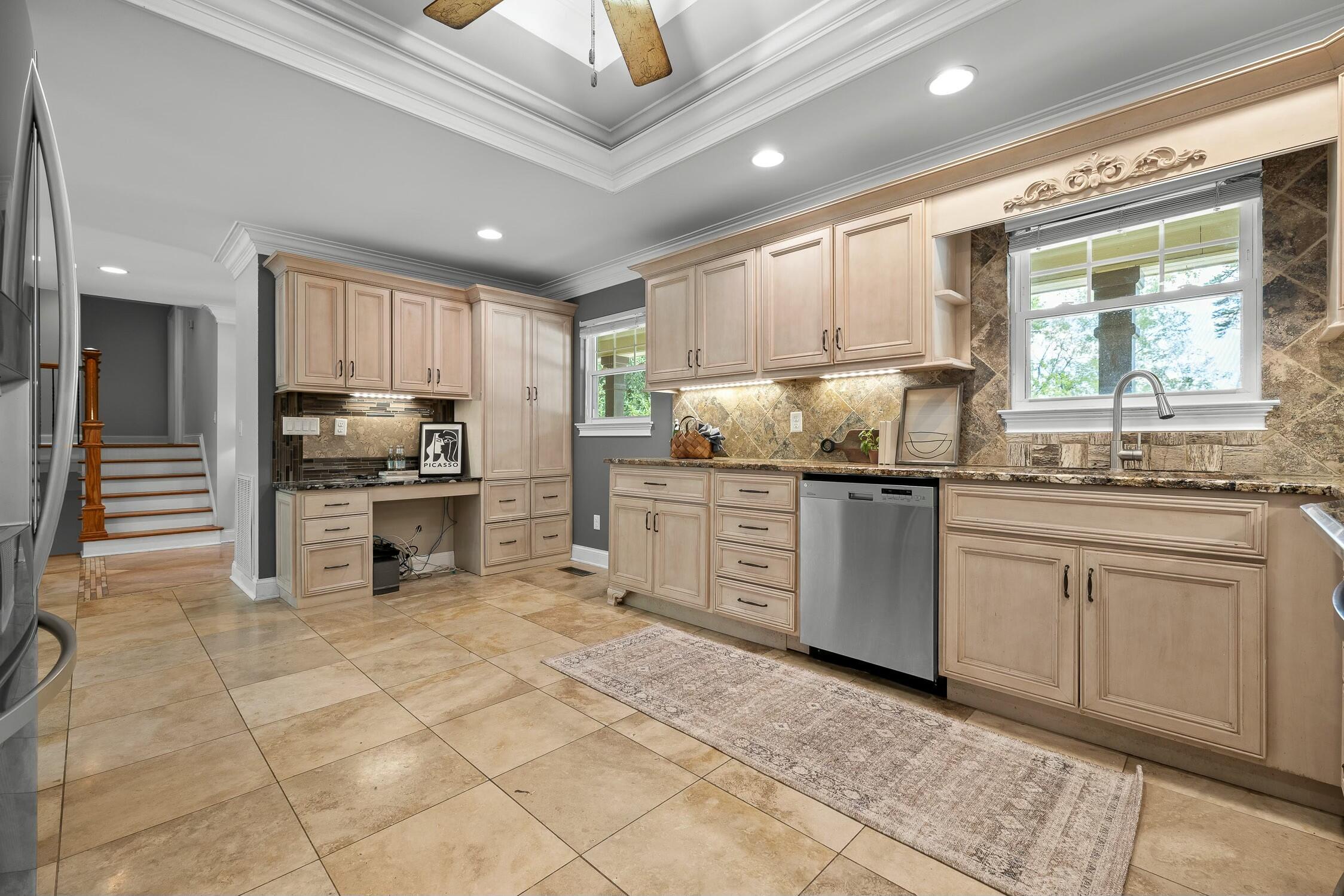 2024 Clematis Drive, Hixson, Tennessee image 10