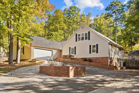Photo of 224 Shadowood Drive SE, Calhoun, GA 30701 (MLS # 1522016)