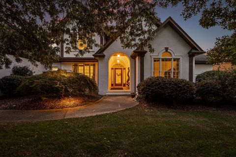 Photo of 8646 Rambling Rose Drive, Ooltewah, TN 37363 (MLS # 1522733)