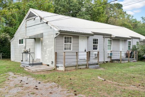 Photo of 207 Laws Avenue, Chattanooga, TN 37411 (MLS # 1521793)