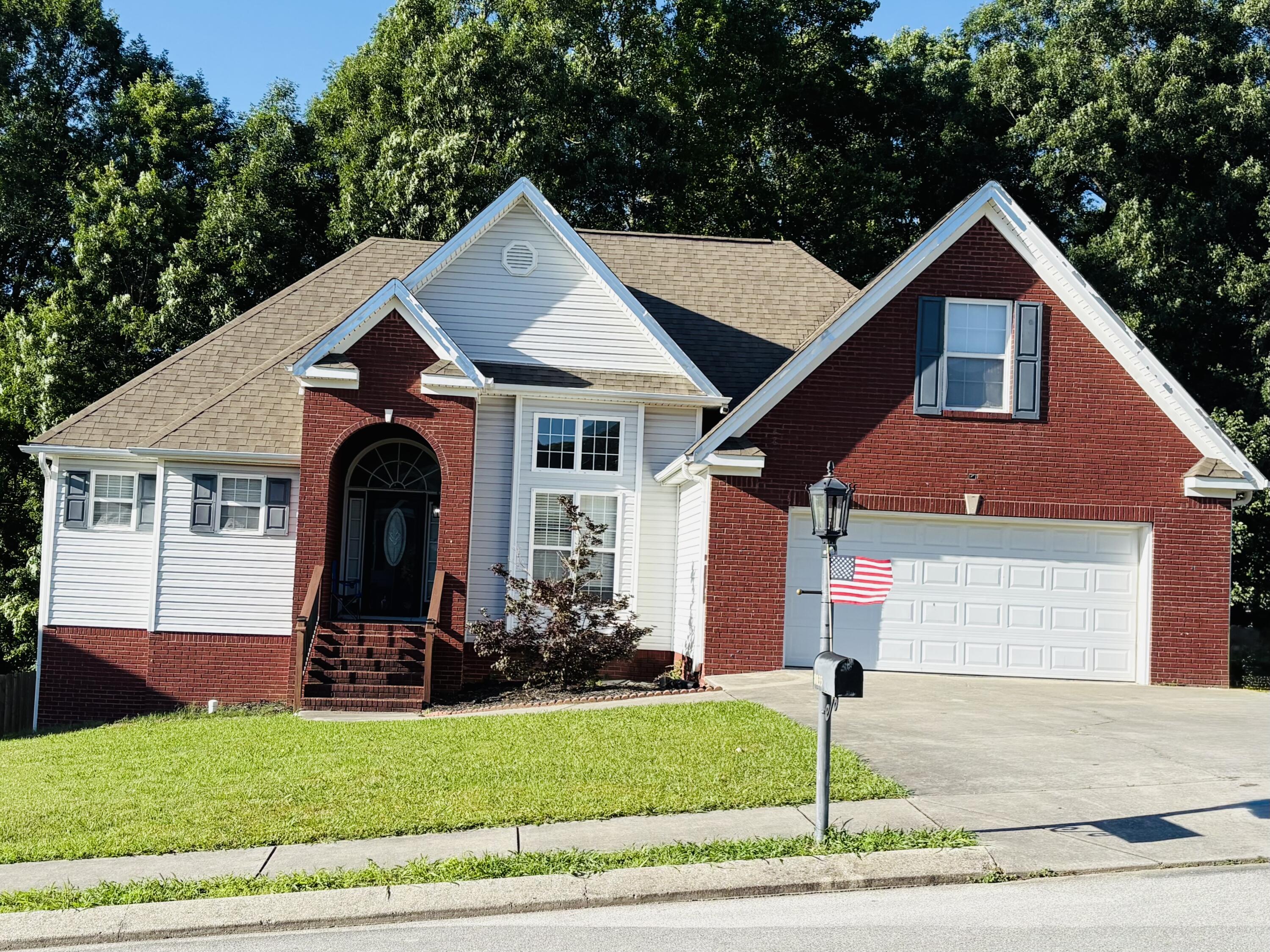 8035 Squirrel Wood Court, Ooltewah, Tennessee image 2