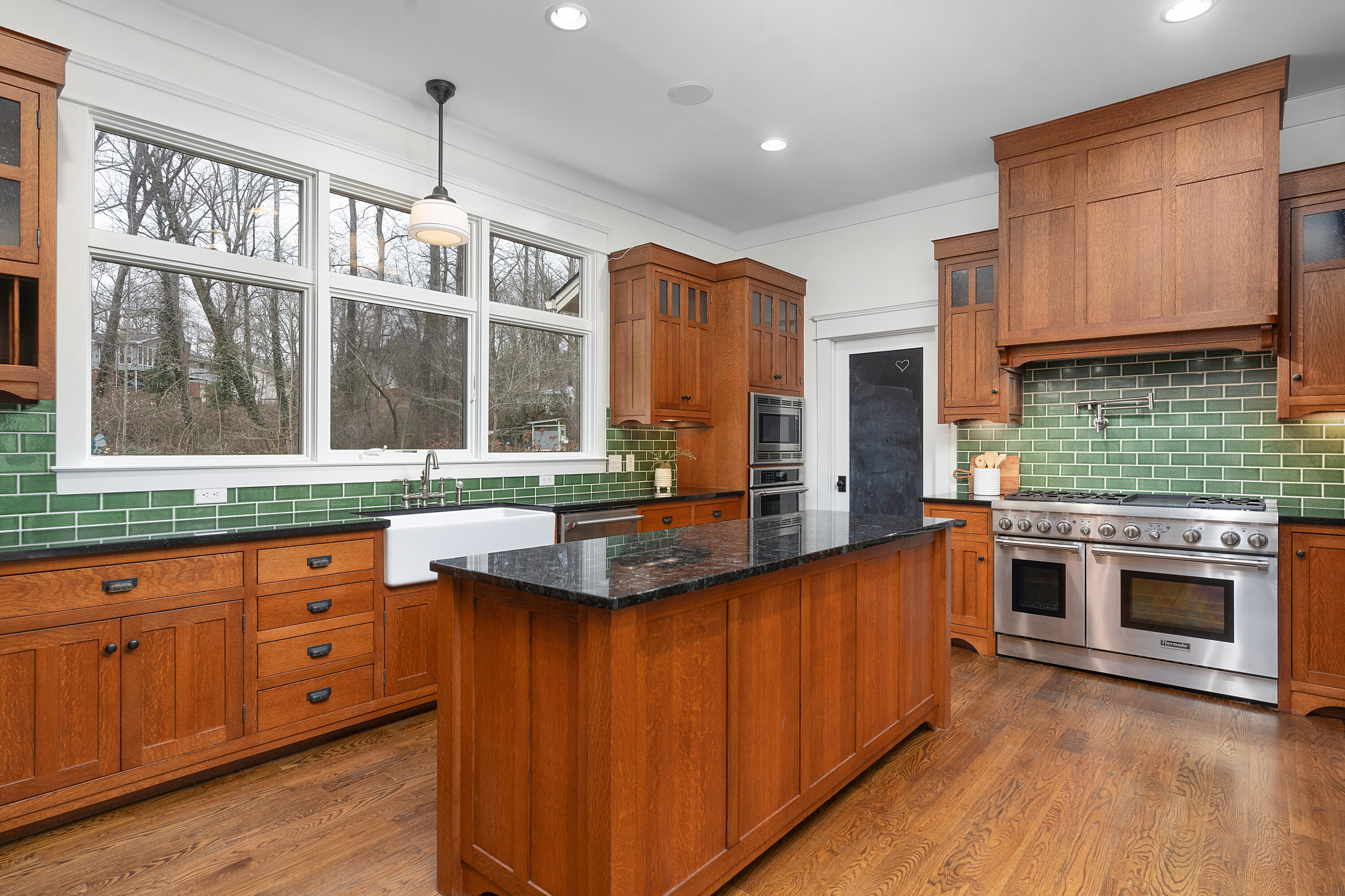 714 Berry Spring Path, Signal Mountain, Tennessee image 19