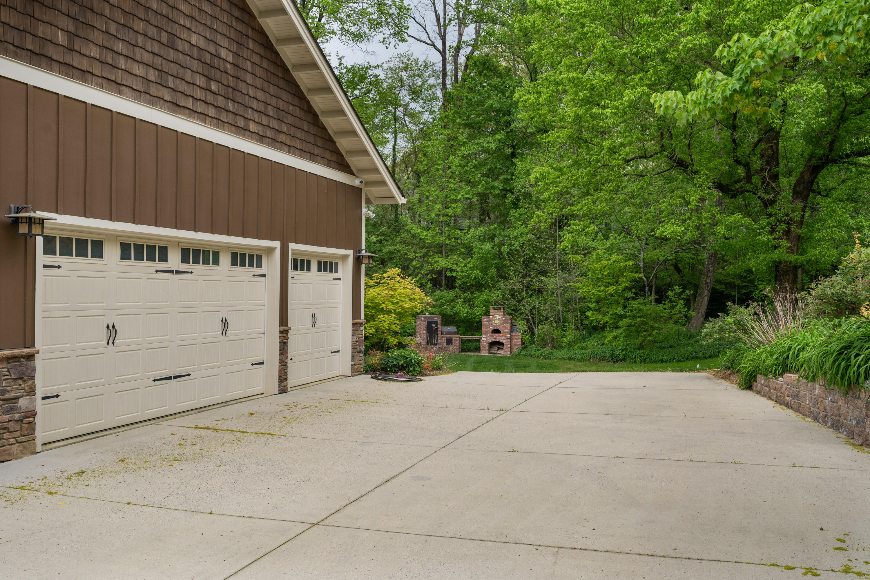 714 Berry Spring Path, Signal Mountain, Tennessee image 6