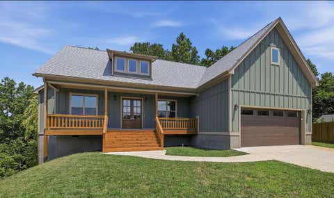 Photo of 3556 Cottonwood Lane, Chattanooga, TN 37406 (MLS # 1541360) Photo of 3556 Cottonwood Lane, Chattanooga, TN 37406 (MLS # 1541360)