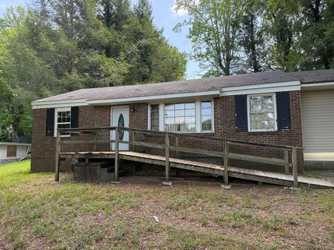 Homes For Sale - 2503 W Madison Avenue<br/> Mcminn County, Athens, TN 37303