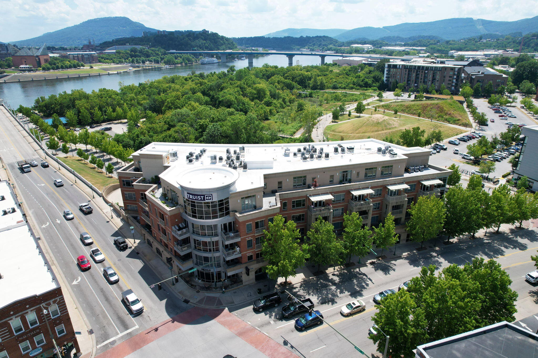 4 Cherokee Boulevard, Chattanooga, Tennessee image 7