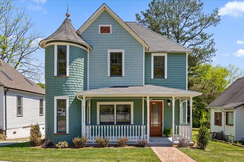 Photo of Chattanooga, TN 37409 (MLS # 1532203)