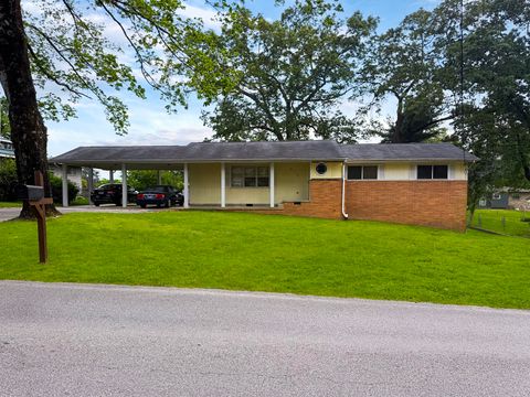 Photo of 512 Appian Way, Chattanooga, TN 37415 (MLS # 1533014)
