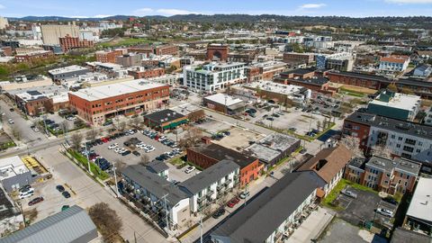 Tiny photo for 209 W 16th Street, Chattanooga, TN 37408 (MLS # 1530655)