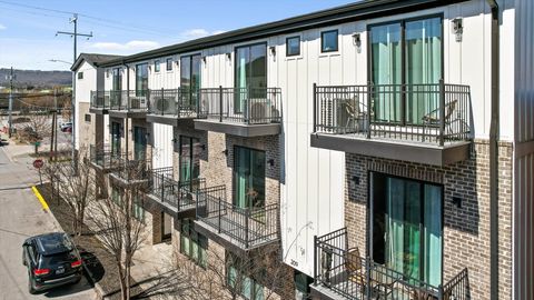 Tiny photo for 209 W 16th Street, Chattanooga, TN 37408 (MLS # 1530655)