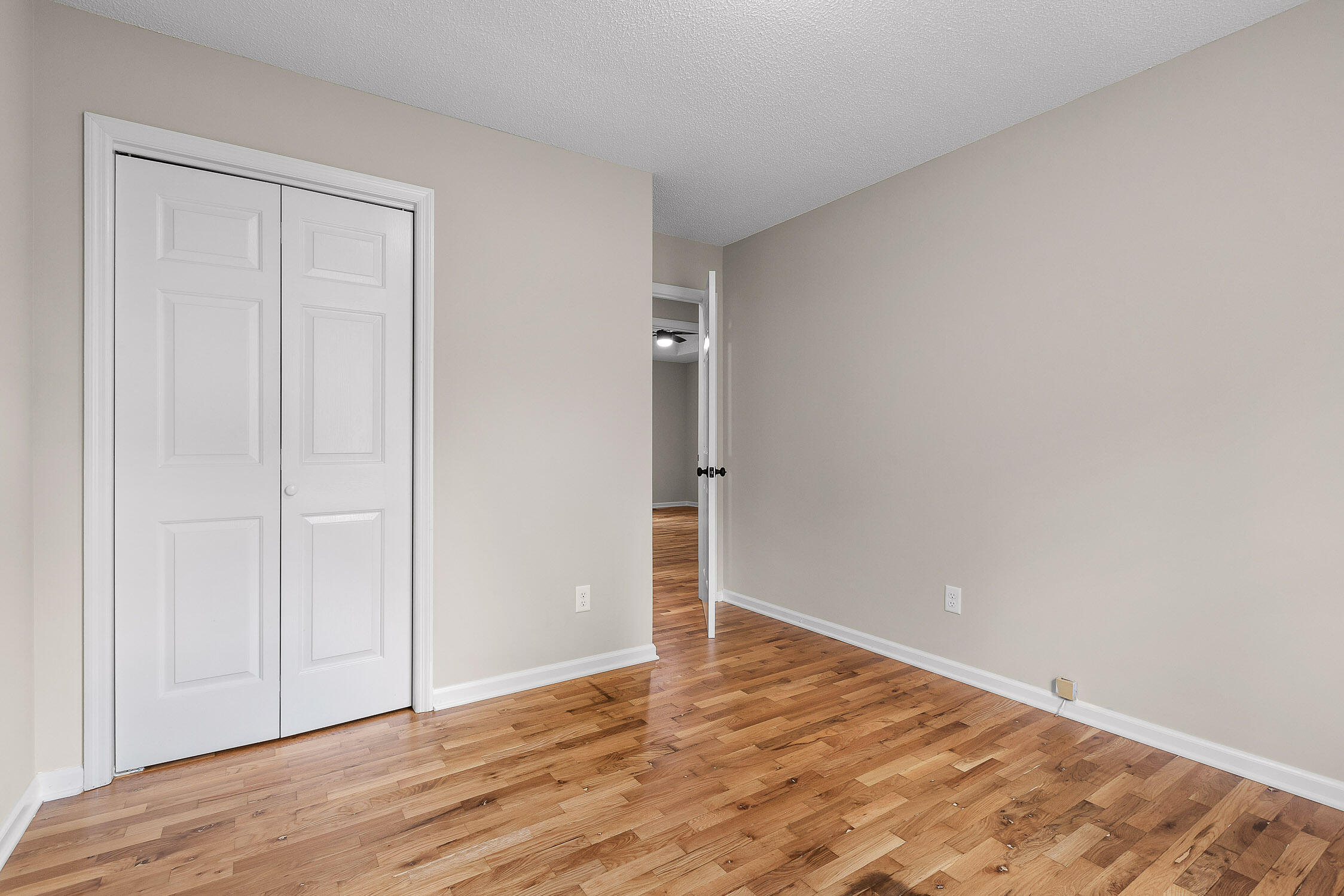 8718 Forest Pond Drive, Harrison, Tennessee image 17