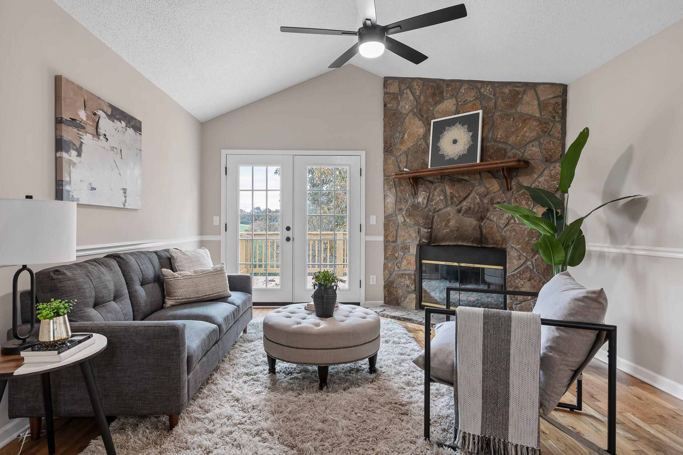 8718 Forest Pond Drive, Harrison, Tennessee image 4