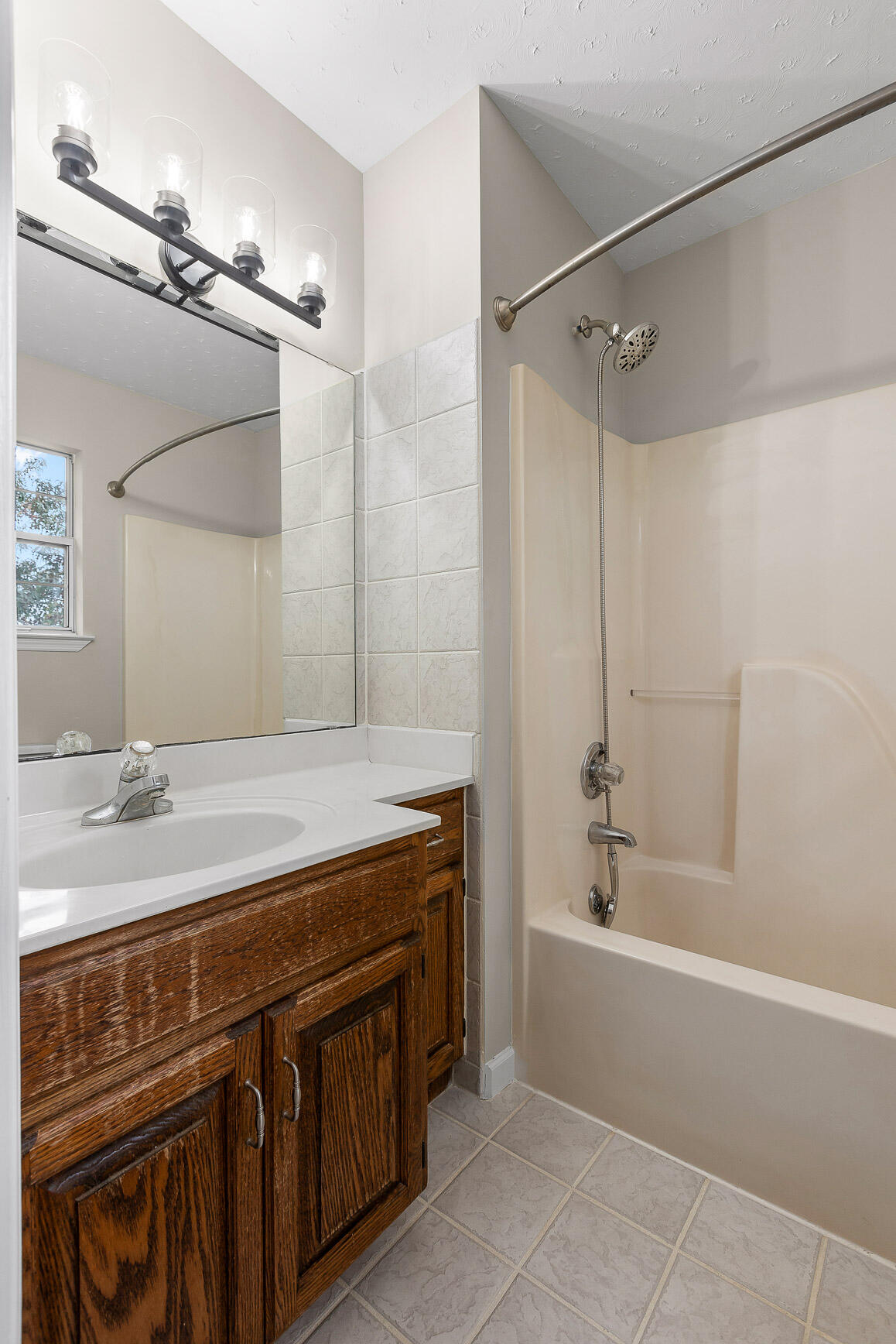8718 Forest Pond Drive, Harrison, Tennessee image 23