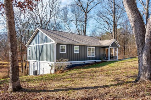 Photo of 168 Middle Road, Lookout Mountain, GA 30750 (MLS # 1526707)