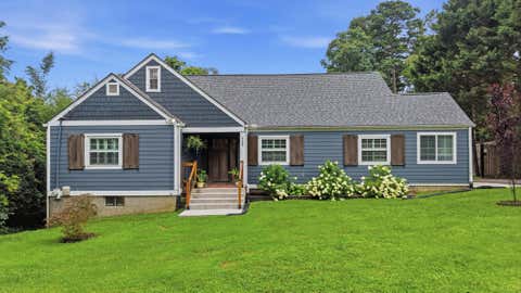 Photo of 903 S Crest Road, Chattanooga, TN 37404 (MLS # 1539814)