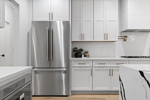 Tiny photo for 6517 Shelter Cove Drive, Hixson, TN 37343 (MLS # 1520474)