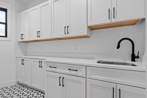 Tiny photo for 6517 Shelter Cove Drive, Hixson, TN 37343 (MLS # 1520474)