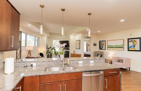 Tiny photo for 4 Cherokee Boulevard, Chattanooga, TN 37405 (MLS # 1526960)