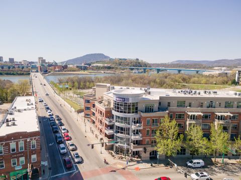 Tiny photo for 4 Cherokee Boulevard, Chattanooga, TN 37405 (MLS # 1526960)