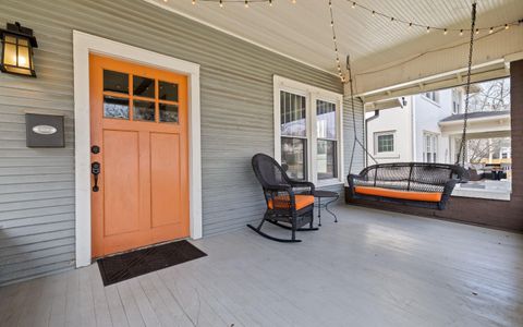 Tiny photo for 1502 Bailey Avenue, Chattanooga, TN 37404 (MLS # 1528595)