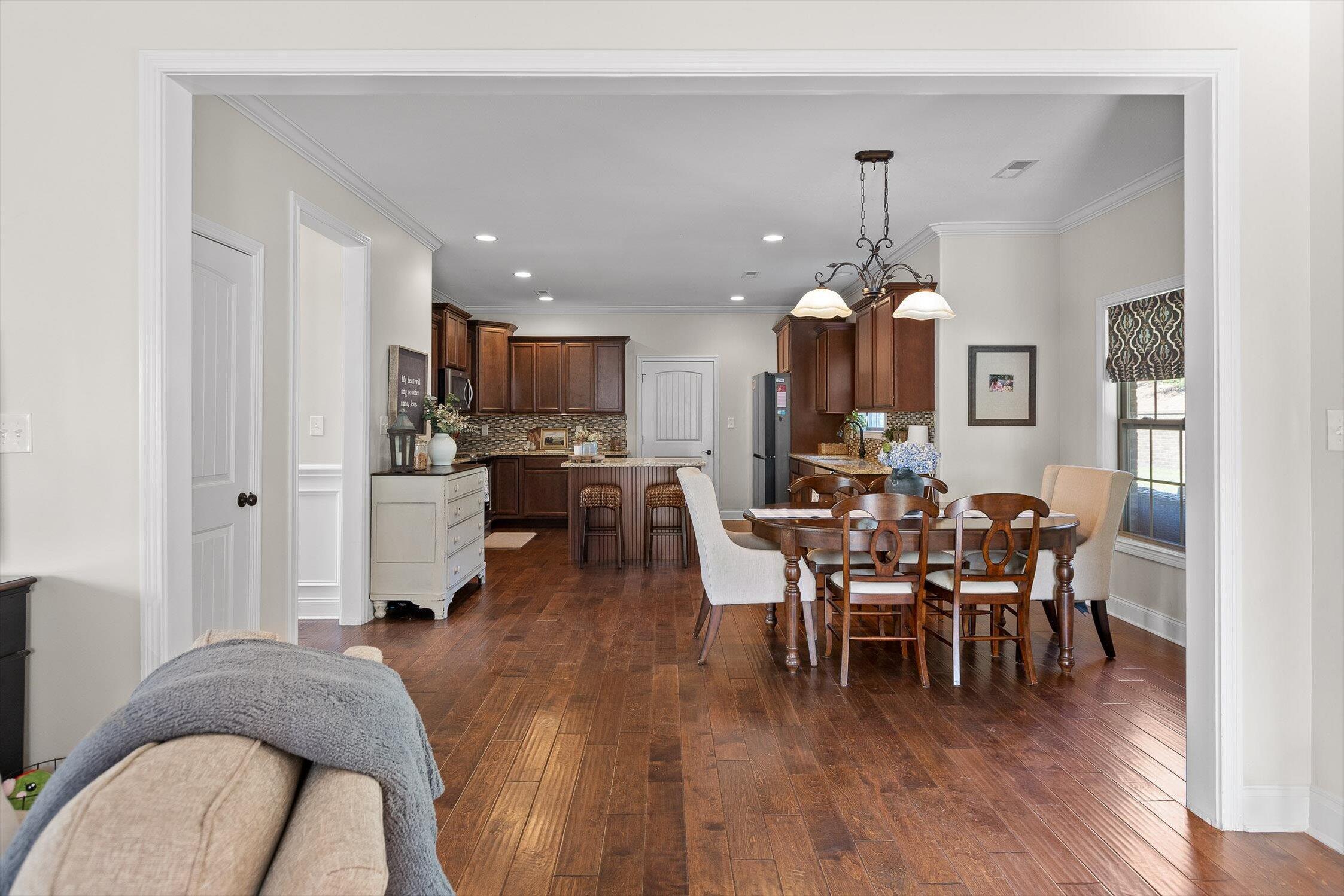 Knoxville, Tennessee 37922, United States, 3 Bedrooms Bedrooms, ,4 BathroomsBathrooms,Residential,Active,195213