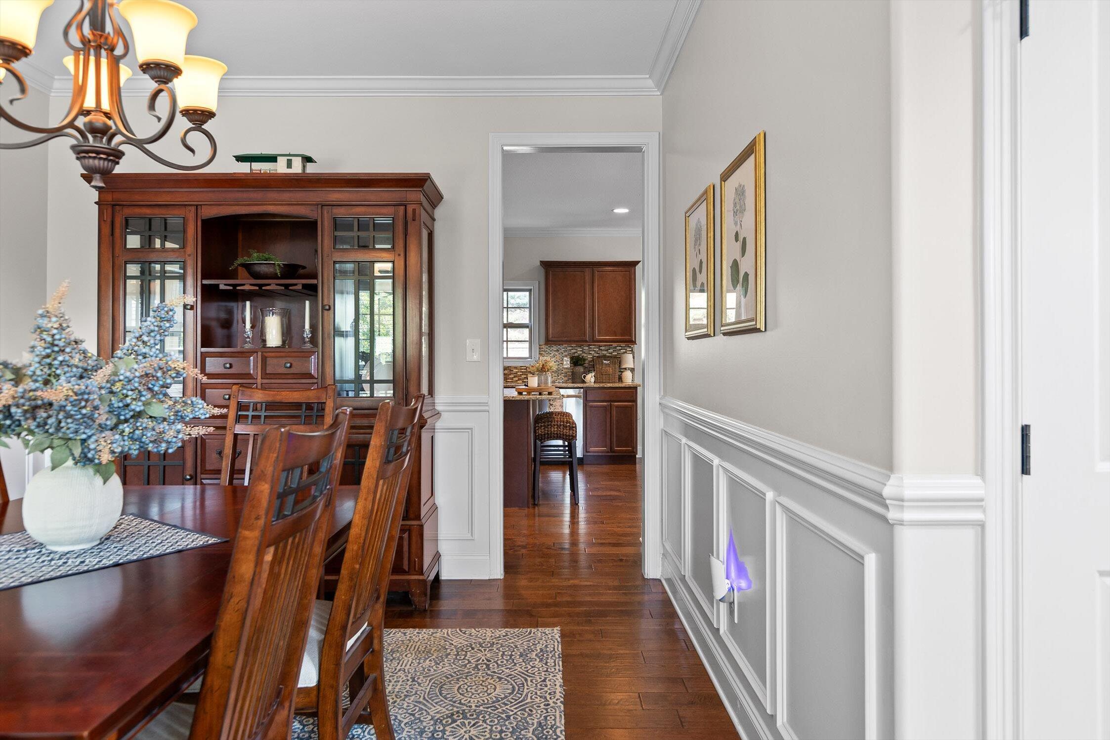 Knoxville, Tennessee 37922, United States, 3 Bedrooms Bedrooms, ,4 BathroomsBathrooms,Residential,Active,195213