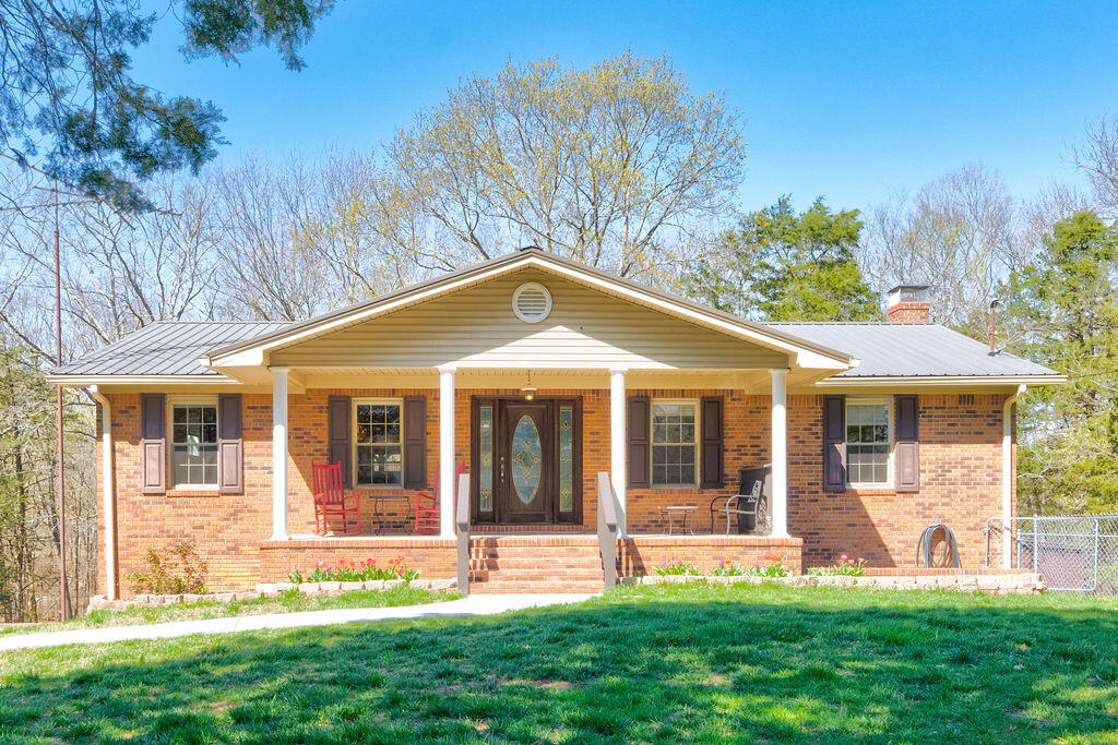 638 Old Three Notch Road, Ringgold, Georgia image 1