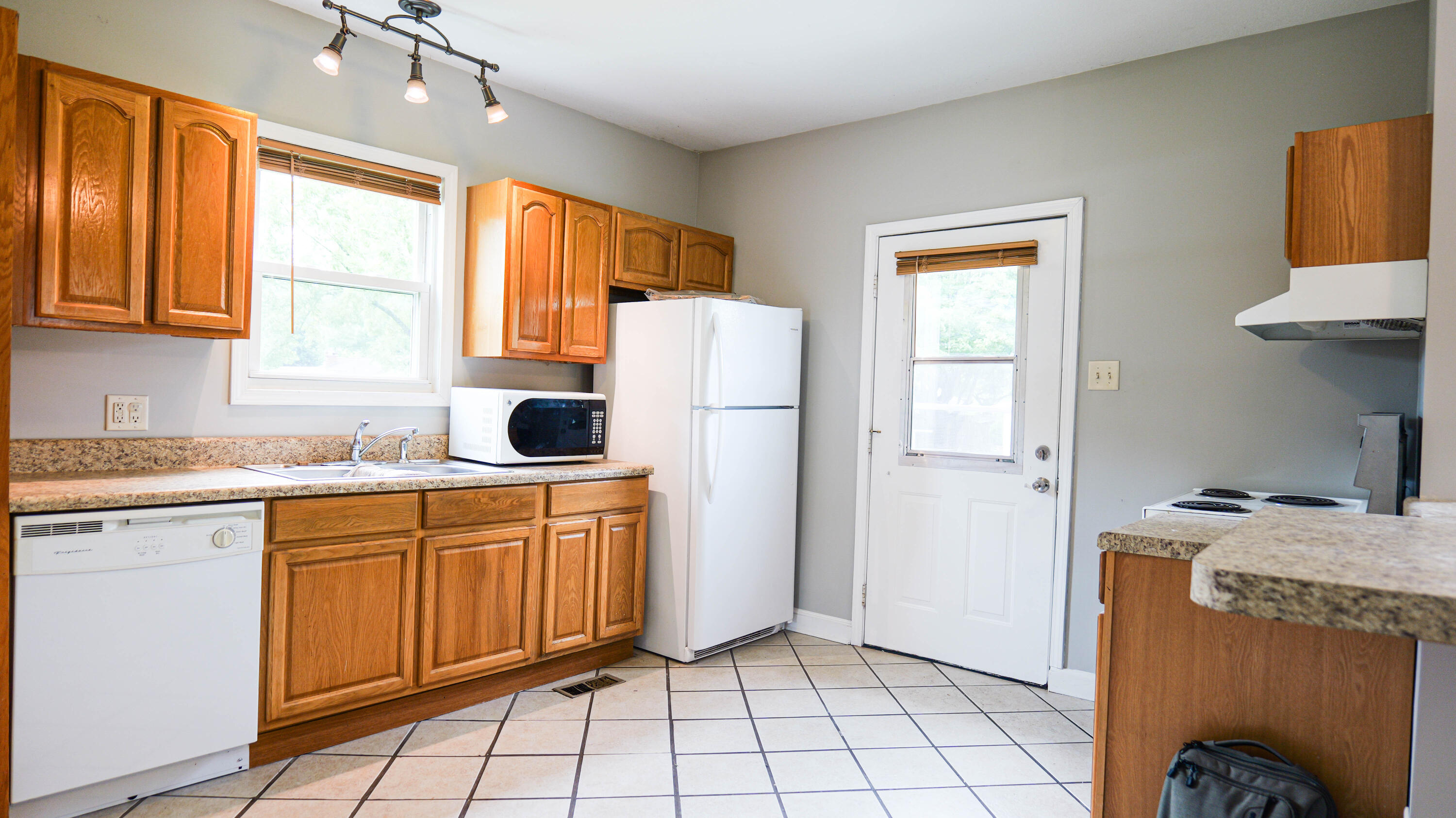 1728 Price Avenue, Knoxville, Tennessee image 8