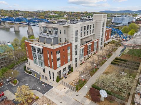 Photo of 99 Walnut Street, Chattanooga, TN 37403 (MLS # 1531144)