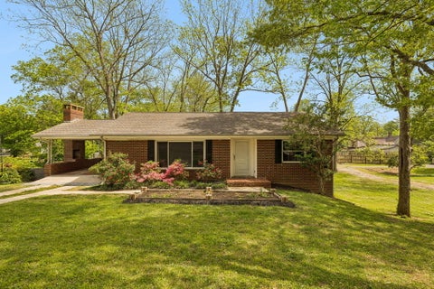 Homes For Sale - 411 Pine Avenue<br/> Marion County, South Pittsburg, TN 37380