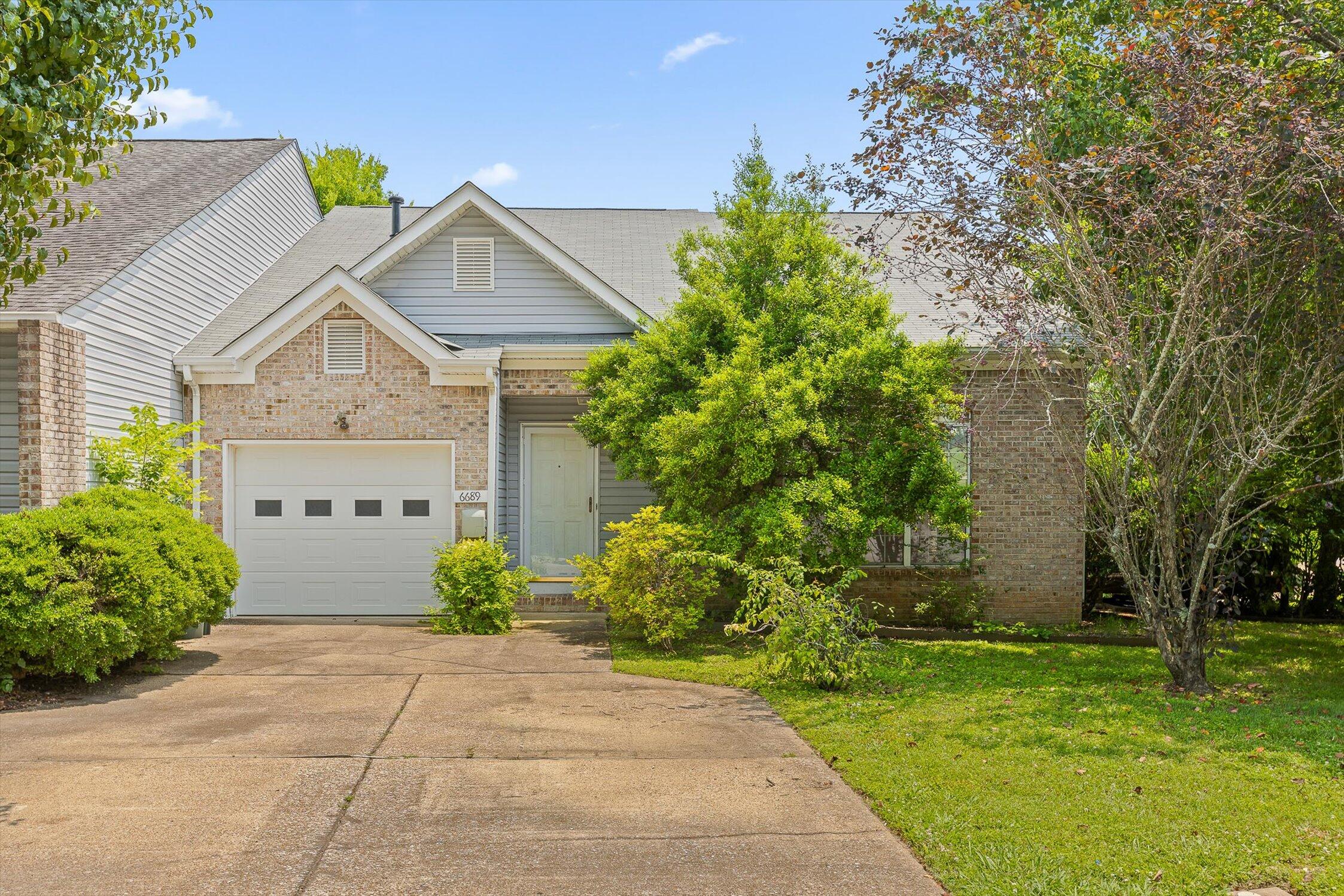 6689 Hickory Trace Circle, Chattanooga, Tennessee image 1