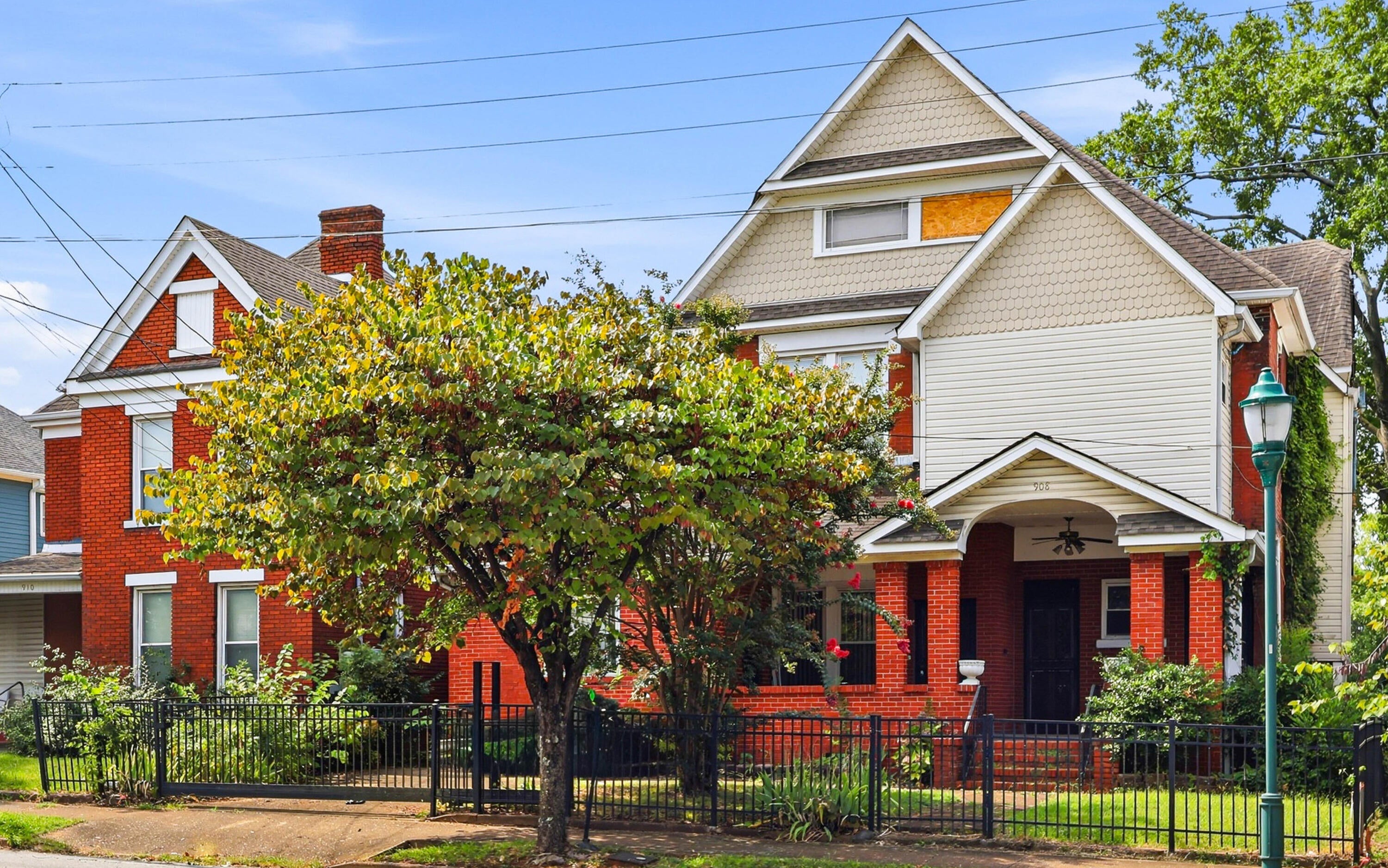 908 E Martin Luther King Boulevard