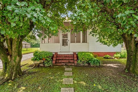 Photo of 459 Conway Street, Dalton, GA 30720 (MLS # 1538951)