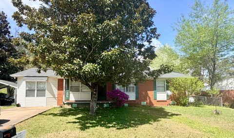 Photo of 218 Broyles Road, Spring City, TN 37381 (MLS # 1531834)