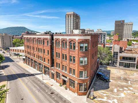 Condo For Sale - 707 Georgia Avenue<br/> Hamilton County, Chattanooga, TN 37402