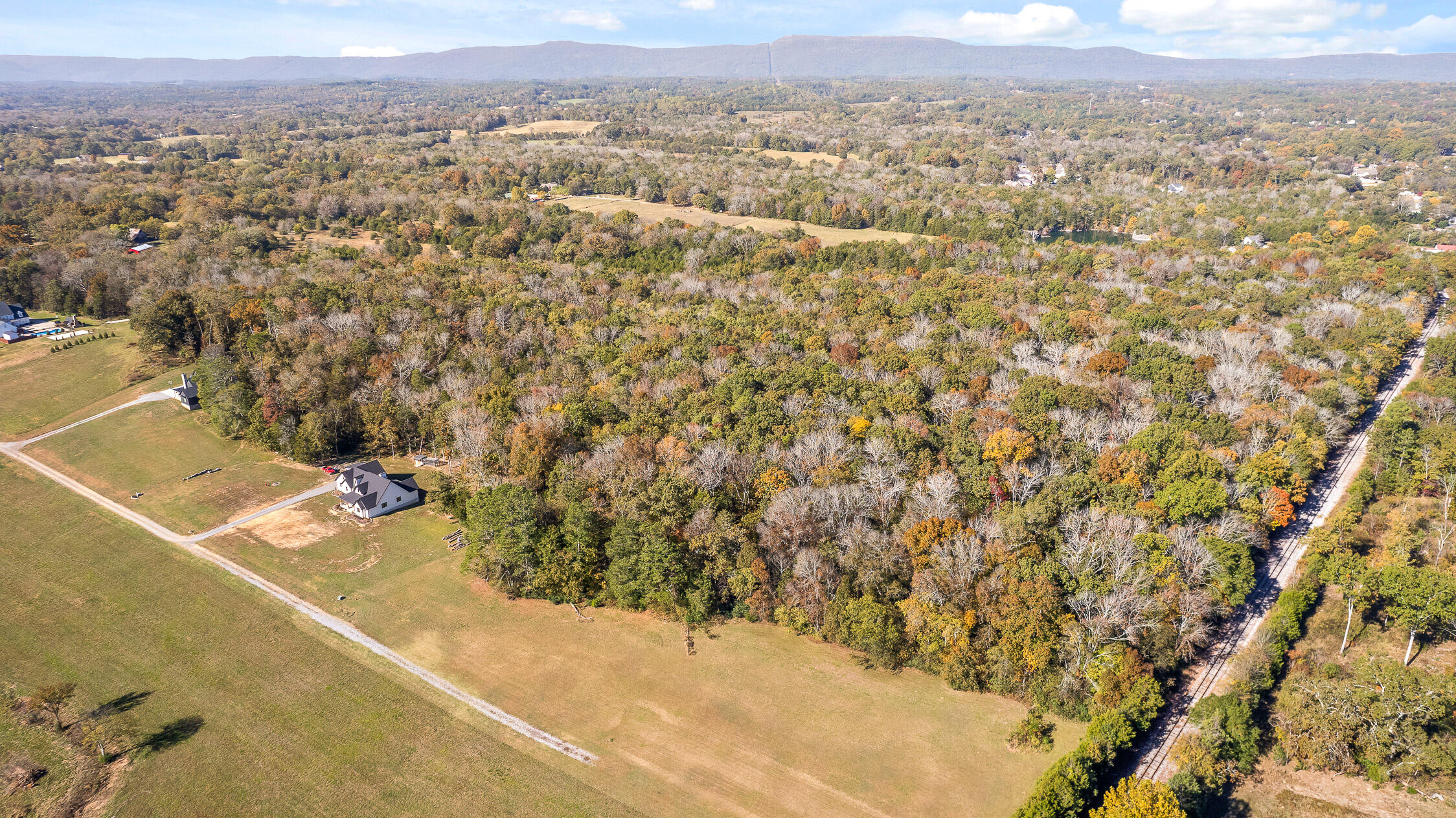 327 Starr Hawk Lane, Chickamauga, Georgia image 4